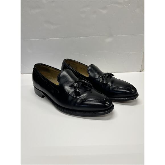 Johnston & Murphy Black Loafers - Picture 1 of 14